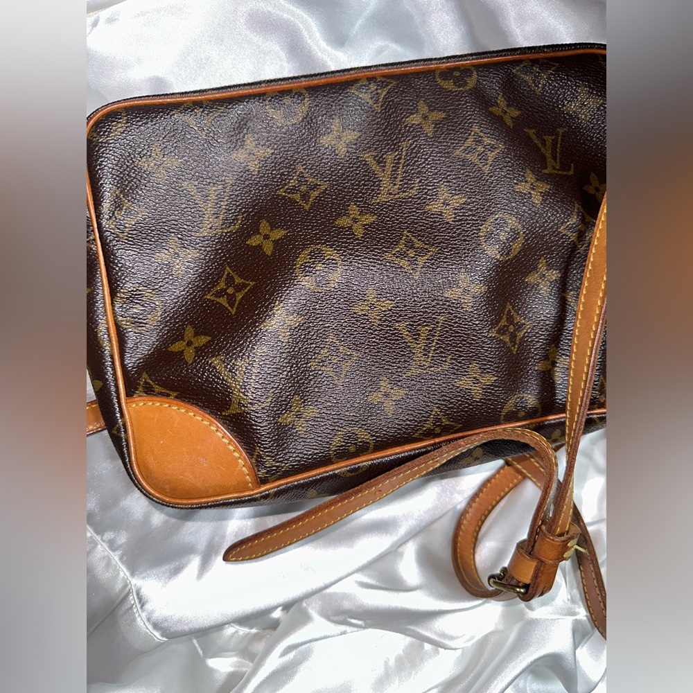 Louis Vuitton Trocadero 27